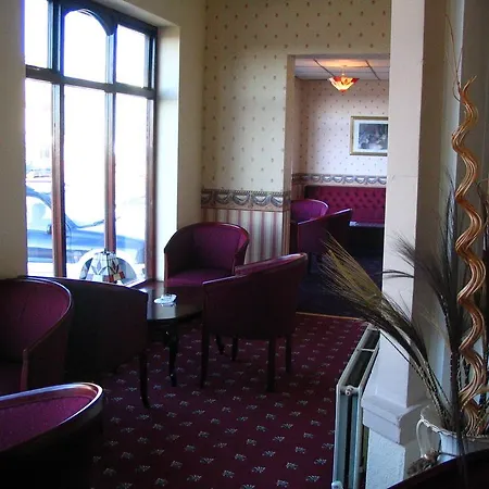 Broadway 3* Blackpool