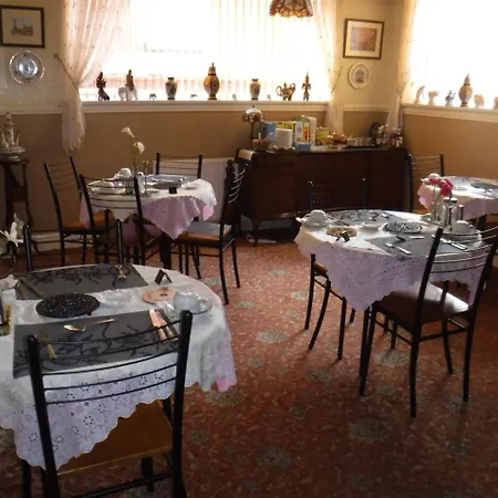 Camelot - Couples Only Hotell
