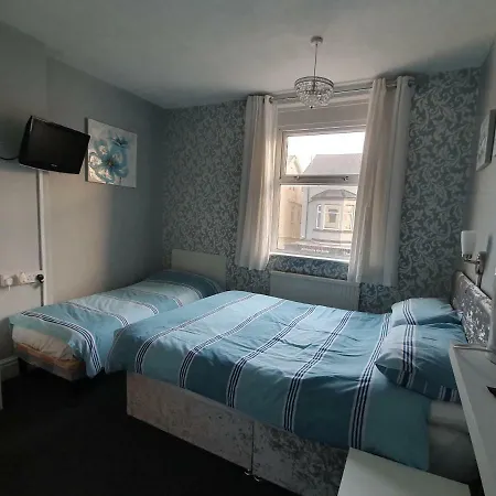 Tobermory Otel 2*