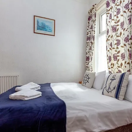 Гостевой дом Keighley House