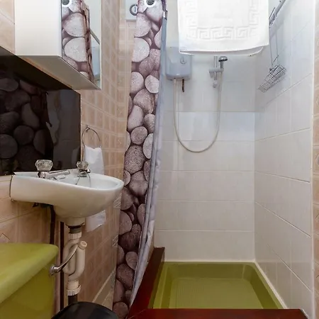 Keighley House 3*