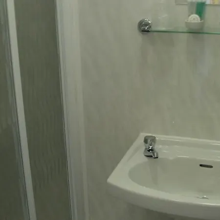 Brincliffe Hotel 4*