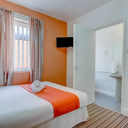 Hotel The Sandringham Court & Apartment-all Groups Welcome Blackpool