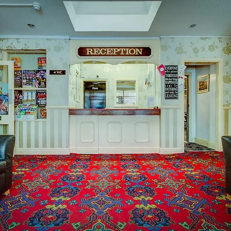 Hotel The Sandringham Court & Apartment-all Groups Welcome Blackpool