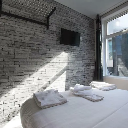 The Hotel 3*