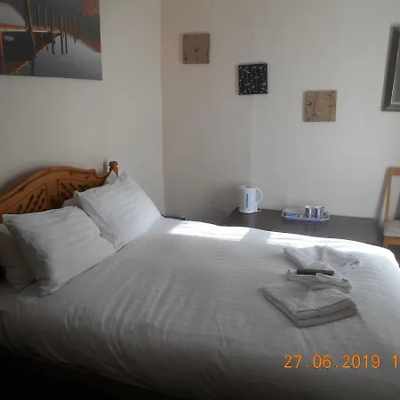 Nocleg ze śniadaniem The Glenroy 3*