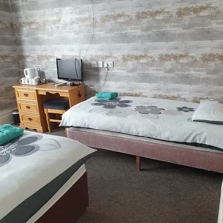 The Smugglers Rest Hotel *