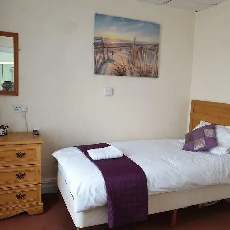 The Smugglers Rest Hotel *