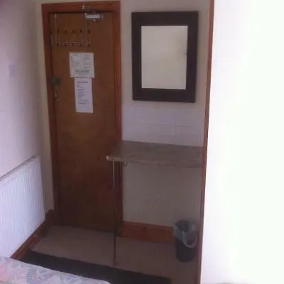 Otel Gr8 Escape