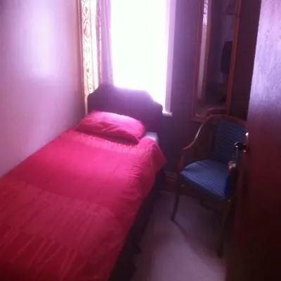 Otel Gr8 Escape