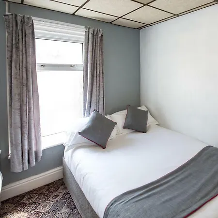 Myroomz Silver Hotell