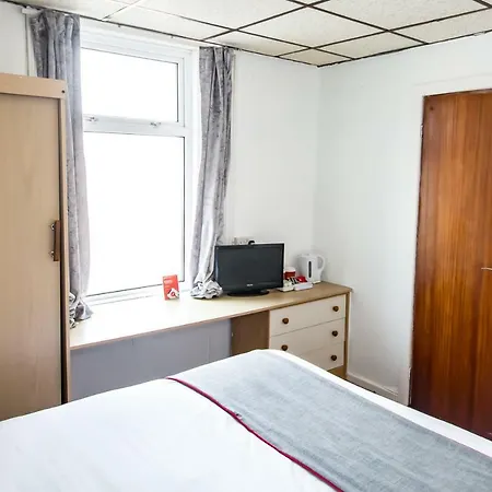Myroomz Silver Hotell 3*