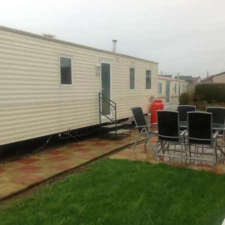 Apartment Newton Hall Caravan Park 106 Staining Road *