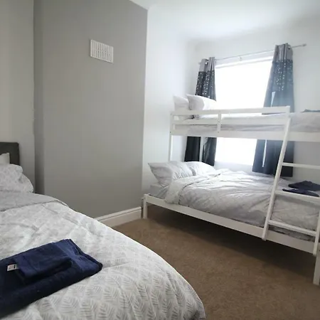 Henthorne Choice - Large - Close To Town Centre Holiday home Blackpool