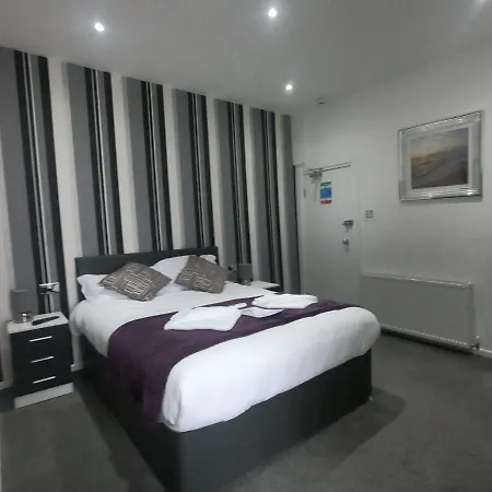 33 Blackpool