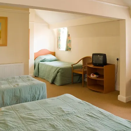 The Metropole 3*