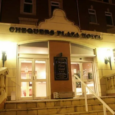 Hotel Chequers Plaza 2*