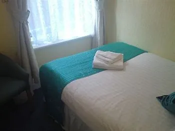Hotel Doric House 2*