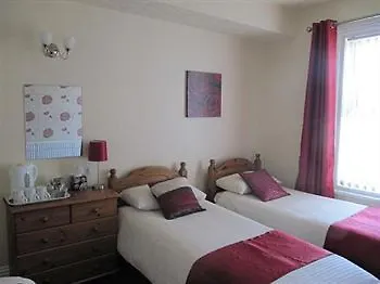 Гостевой дом Hawthorn House