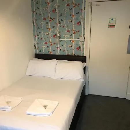 The Orbiston Otel 3*