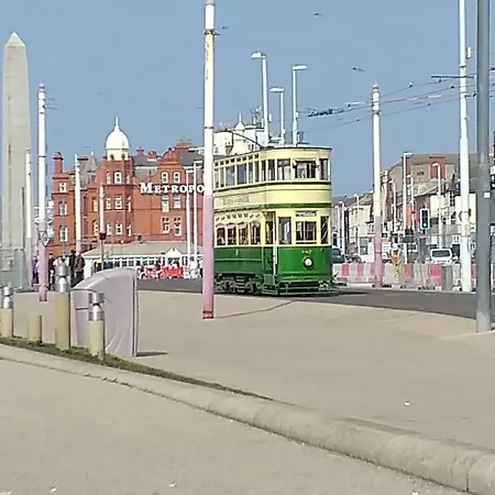 The Clevedon Couette-café Blackpool