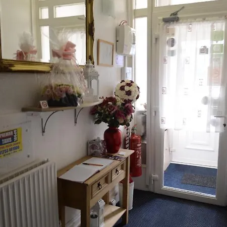 The Waverley Bed & Breakfast Blackpool