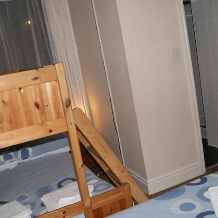 Hotel Newburn 3*