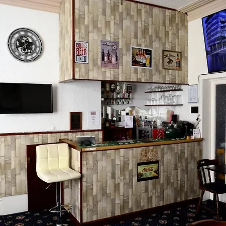 Bed & Breakfast The Waverley Blackpool