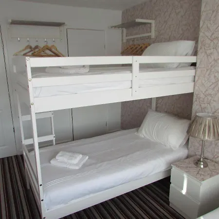 Manor Grove Bed & Breakfast Blackpool