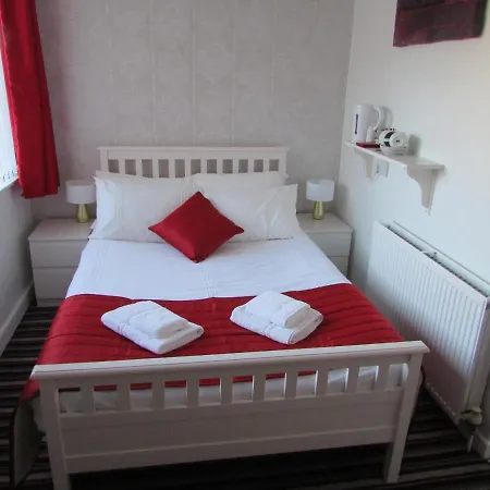 Manor Grove Bed & Breakfast Blackpool