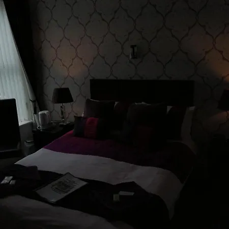 가넷 호텔 3*