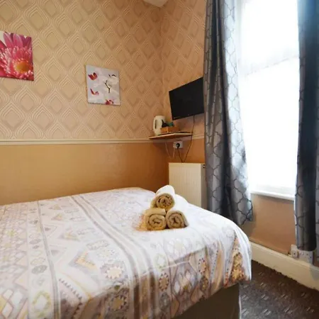 Bed & Breakfast The Chelston 2*