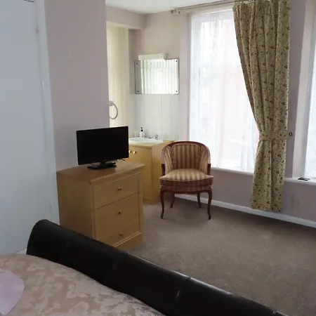 The Rowan Bed & Breakfast Blackpool