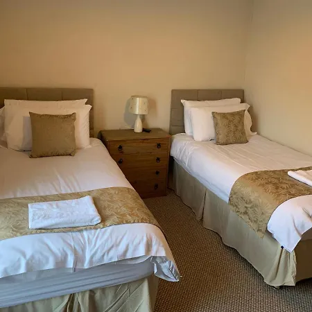 Sharn Bek Hotel 2*
