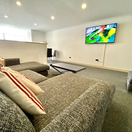 Fabrik - Harrowside By Service Apartements *