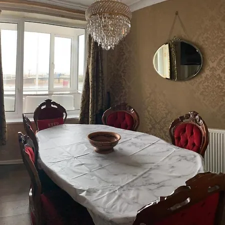 Sea-front Home-from-home * Blackpool
