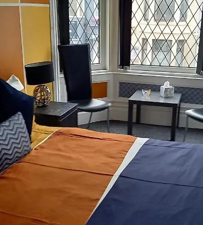 Shananagens Bed & Breakfast Blackpool