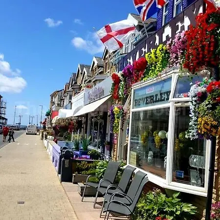 The Beverley Guest house 3*