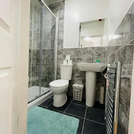 Ariana House Hotel-families And Couples Only * Blackpool