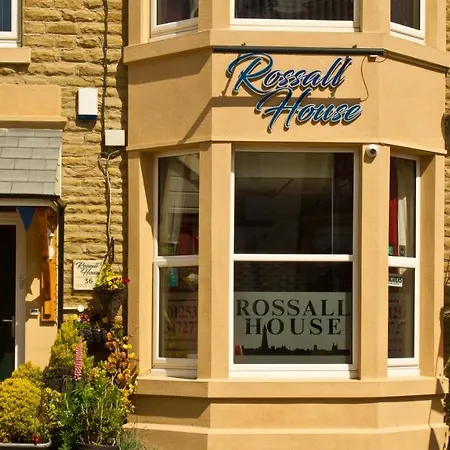 Guest house Rossall House , For Families & Couples 3*