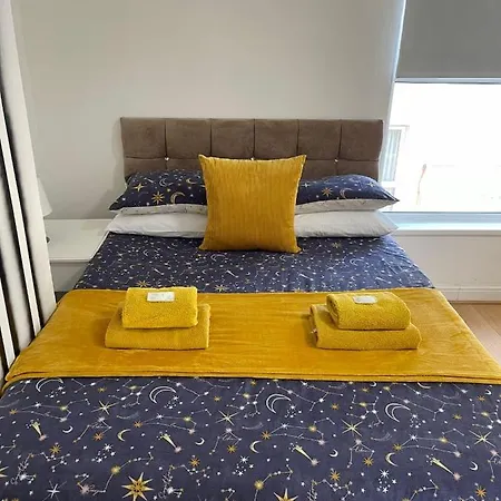 Ariana House Hotel-families And Couples Only