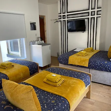 Ariana House Hotel-families And Couples Only Blackpool