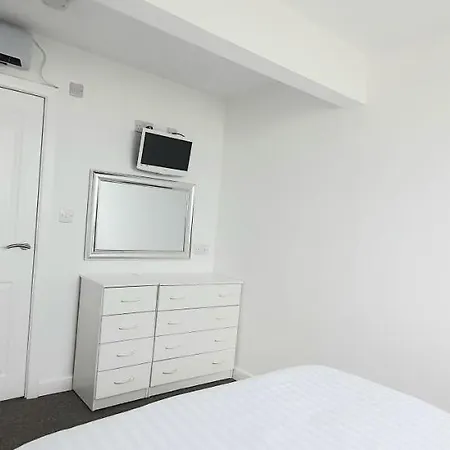 Charlton Aparthotel 3* Blackpool