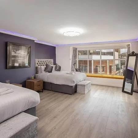 Town View By Sasco Apartment *