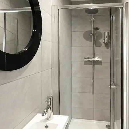 Blackbird And Luxury 15 Apartment Blackpool