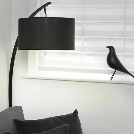 Blackbird And Luxury 15 *