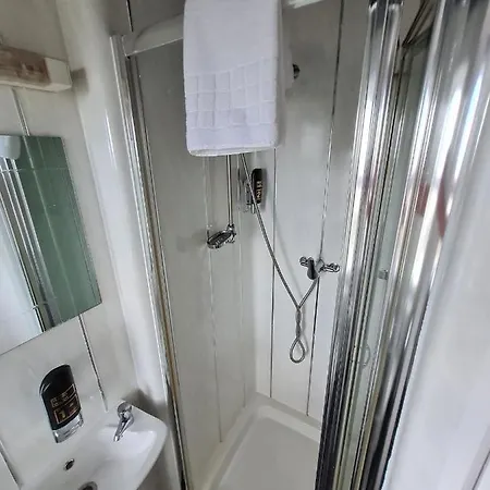 Bed & Breakfast Queens Plaza Blackpool
