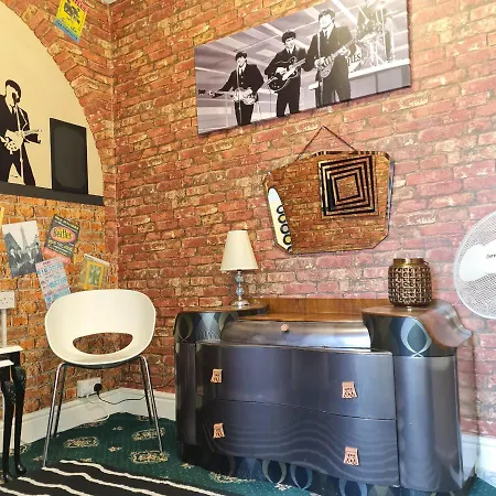 Bed & Breakfast The Mercury, - Over 21's Only Blackpool