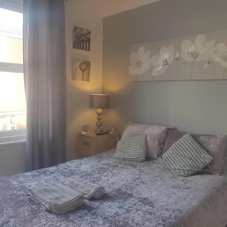 Blackmore'S Guesthouse Homestay Blackpool
