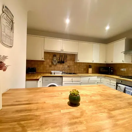Fabrik - Harrowside By Service Apartements *